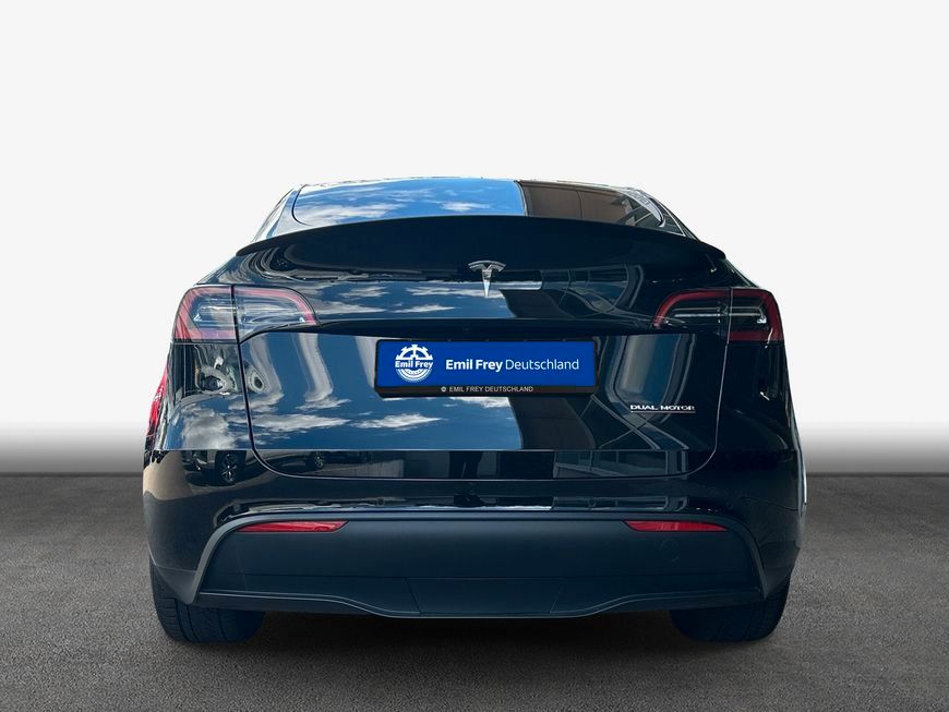 Tesla Model Y Performance Dual Motor AWD