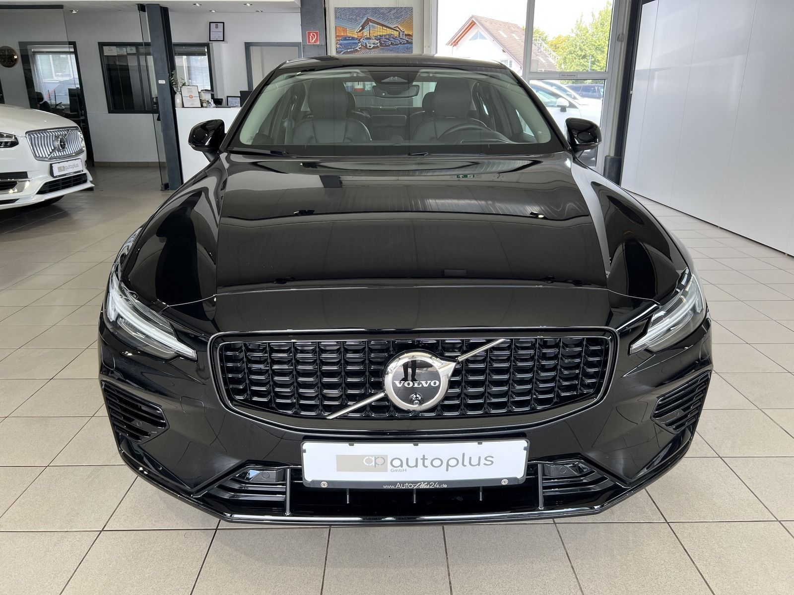 Volvo S60 T8 Ultimate Dark Recharge AWD B&W Massage