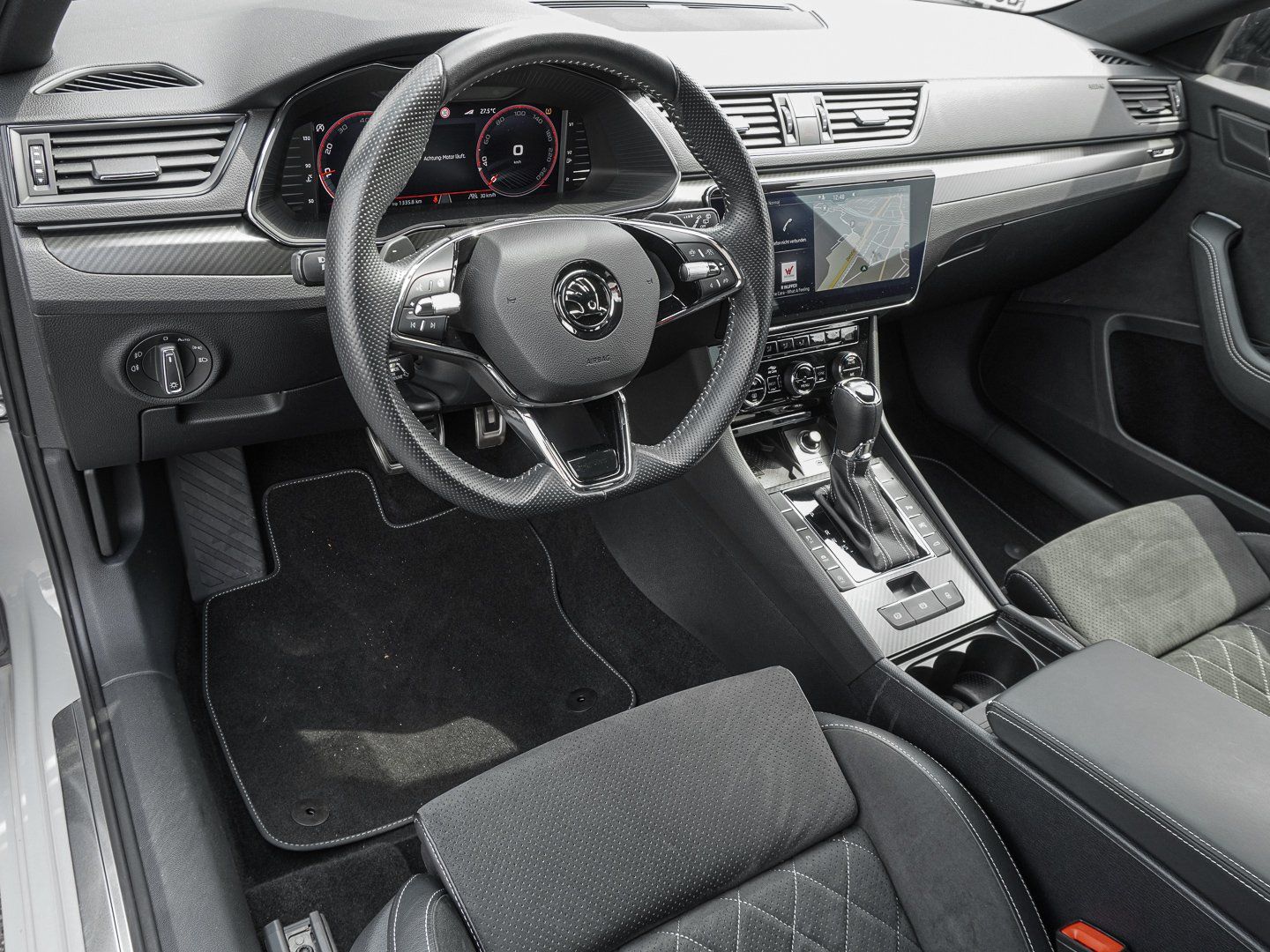 Skoda Superb Combi 2.0 TDI 4x4 DSG Sportline MATRIX AH