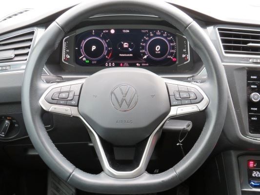 Volkswagen Tiguan Life 1.4 TSI Hybrid - Samsaru's Car Outlet