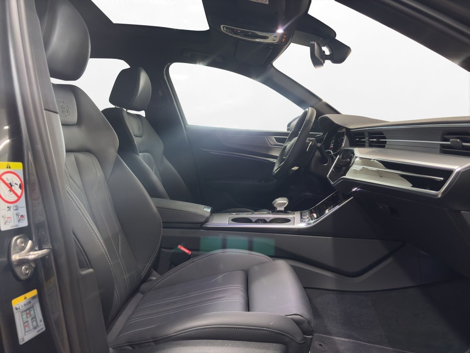 Audi A6 Lim. 50 TFSIe qu. S line AHK Pano Matrix LM 2