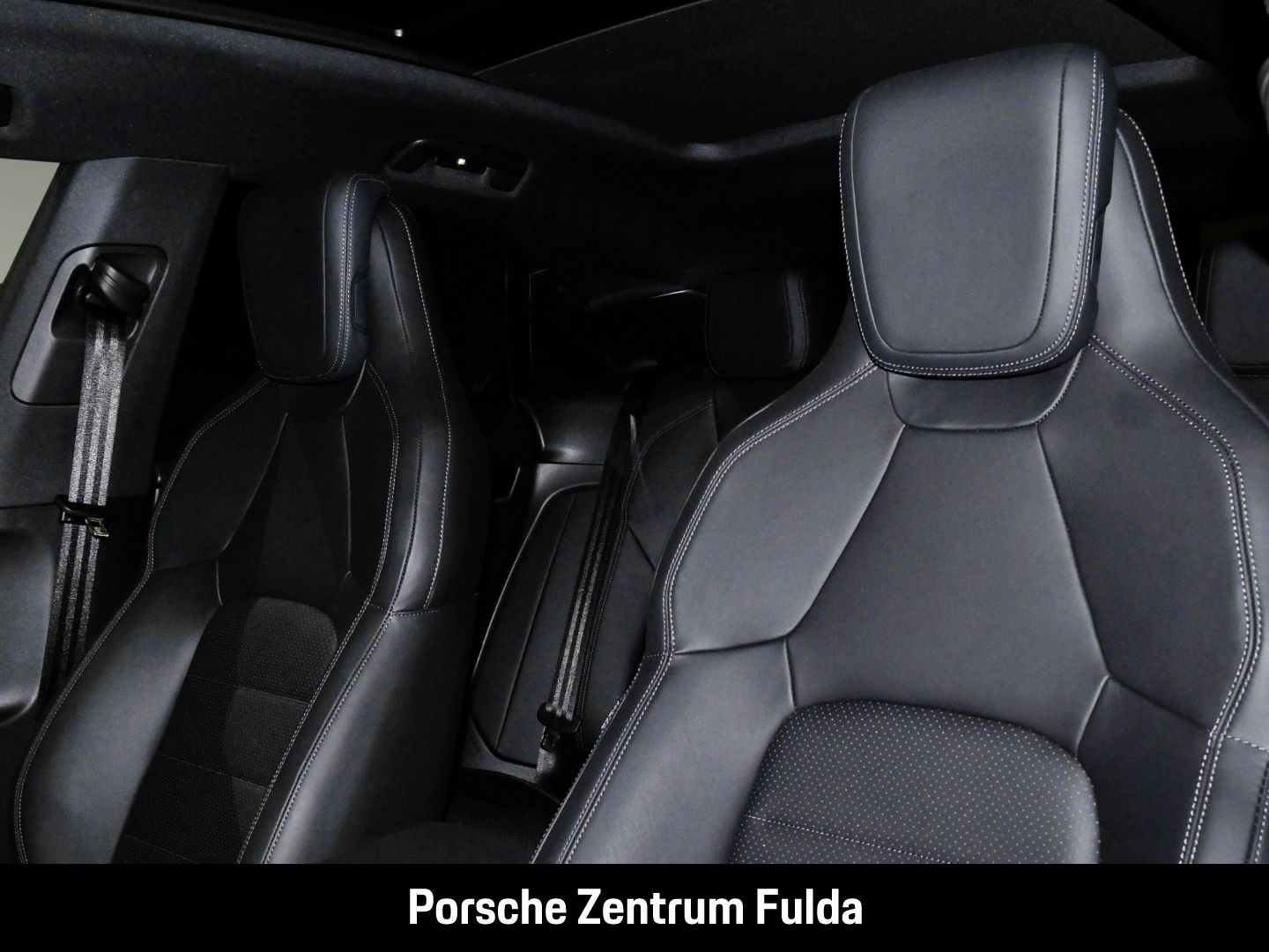 Porsche Macan 4 Luftfederung BOSE LED-Matrix 21-Zoll