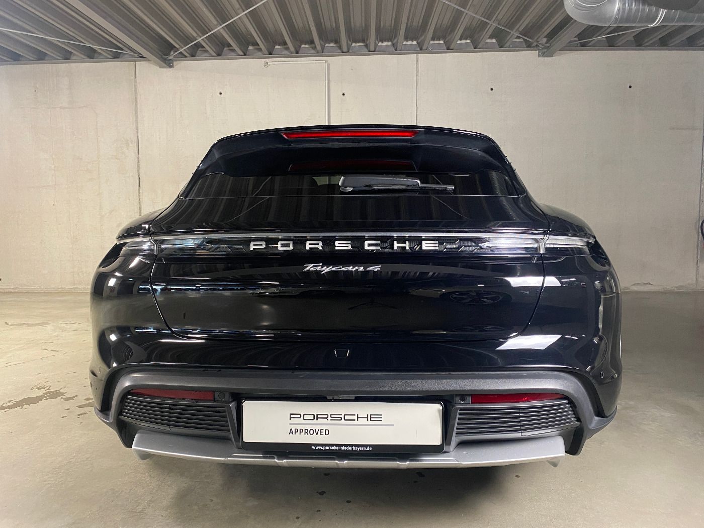 Porsche Taycan 4 Cross Turismo | Beifahrerdisplay |
