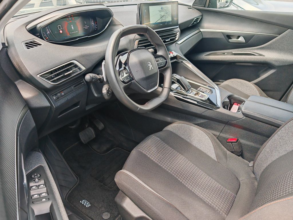 Peugeot 3008 PureTech 130 EAT8 - Samsaru's Car Outlet