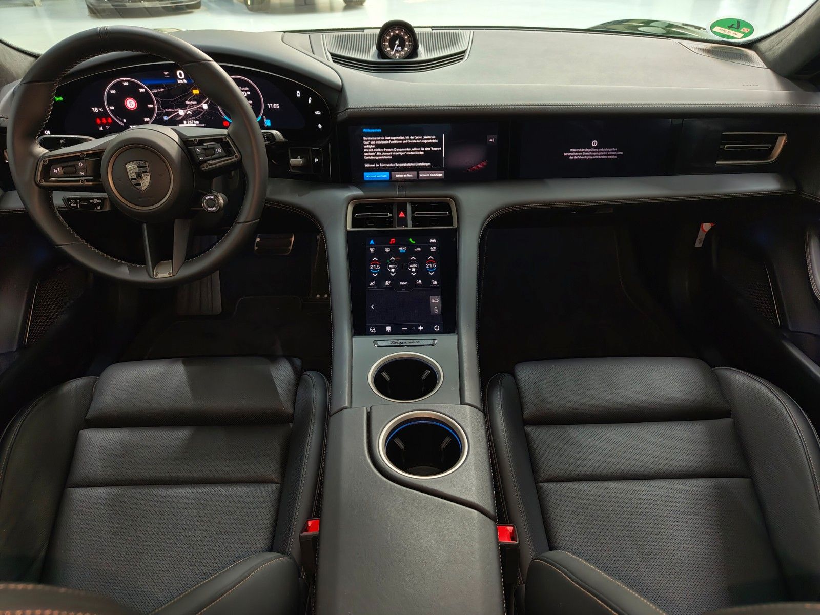Porsche Taycan Turbo S Pano ActiveRide HUD UPE 247.250€