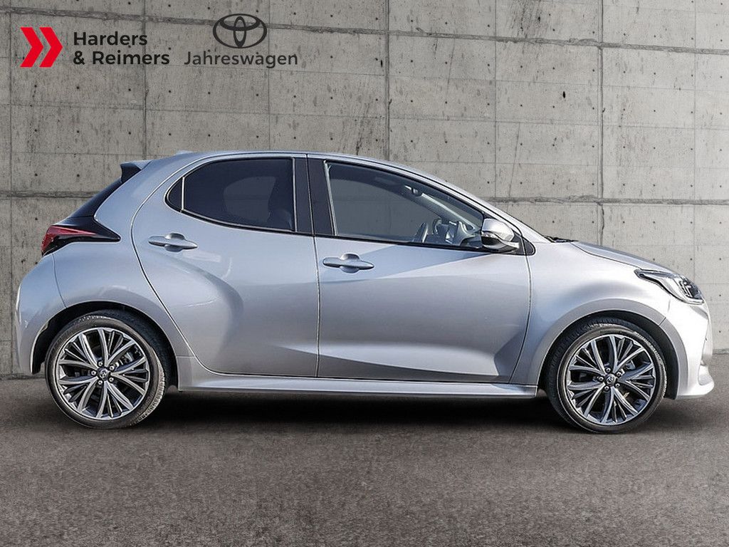 Toyota Yaris Hybrid Style KLIMA PDC SHZ KAMERA ACC LED
