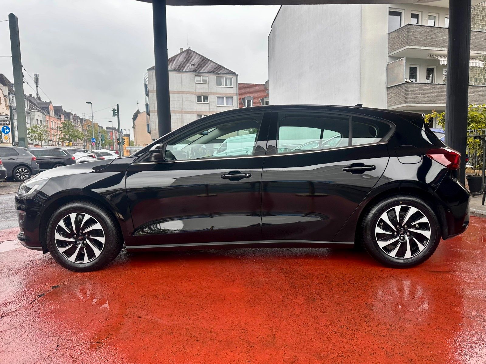 Ford Focus Lim. Titanium| Navi | LED | Assistenzpaket