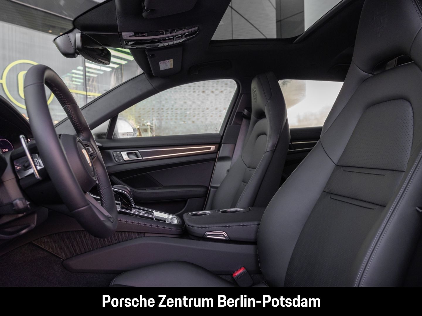Porsche Panamera 4 E-Hybrid Sport Turismo Platinum Editi