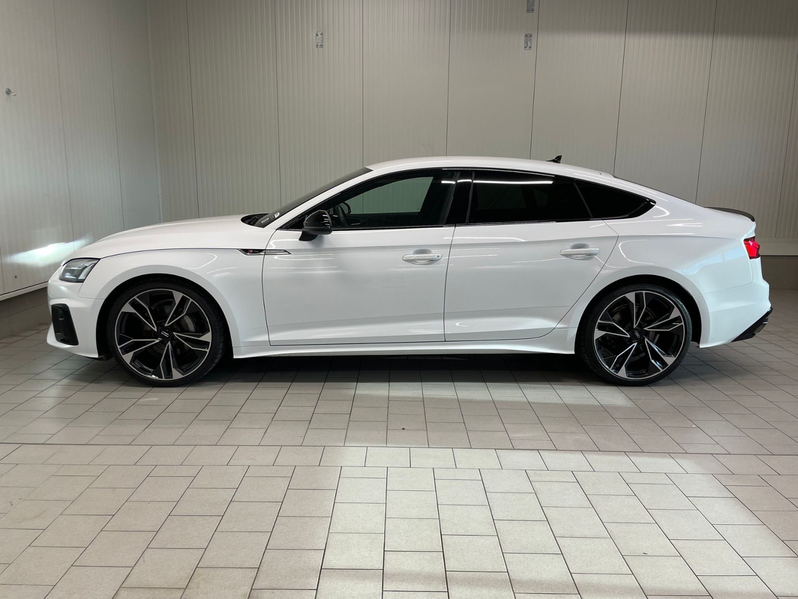 Audi A5 Sportback 40 TDI QUATTRO S-Line+NAVI+LED+AHK+