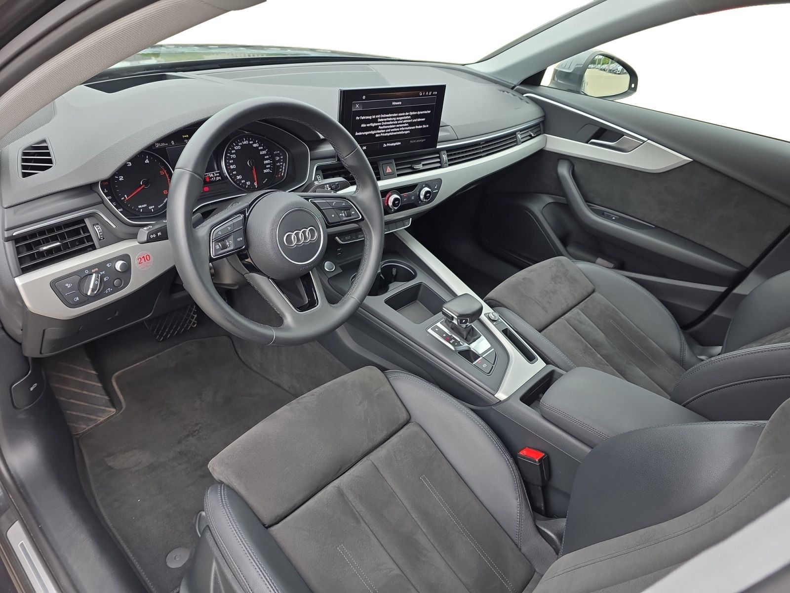 Audi A4 Limousine S line 40 TDI S tronic - Samsaru's Car Outlet