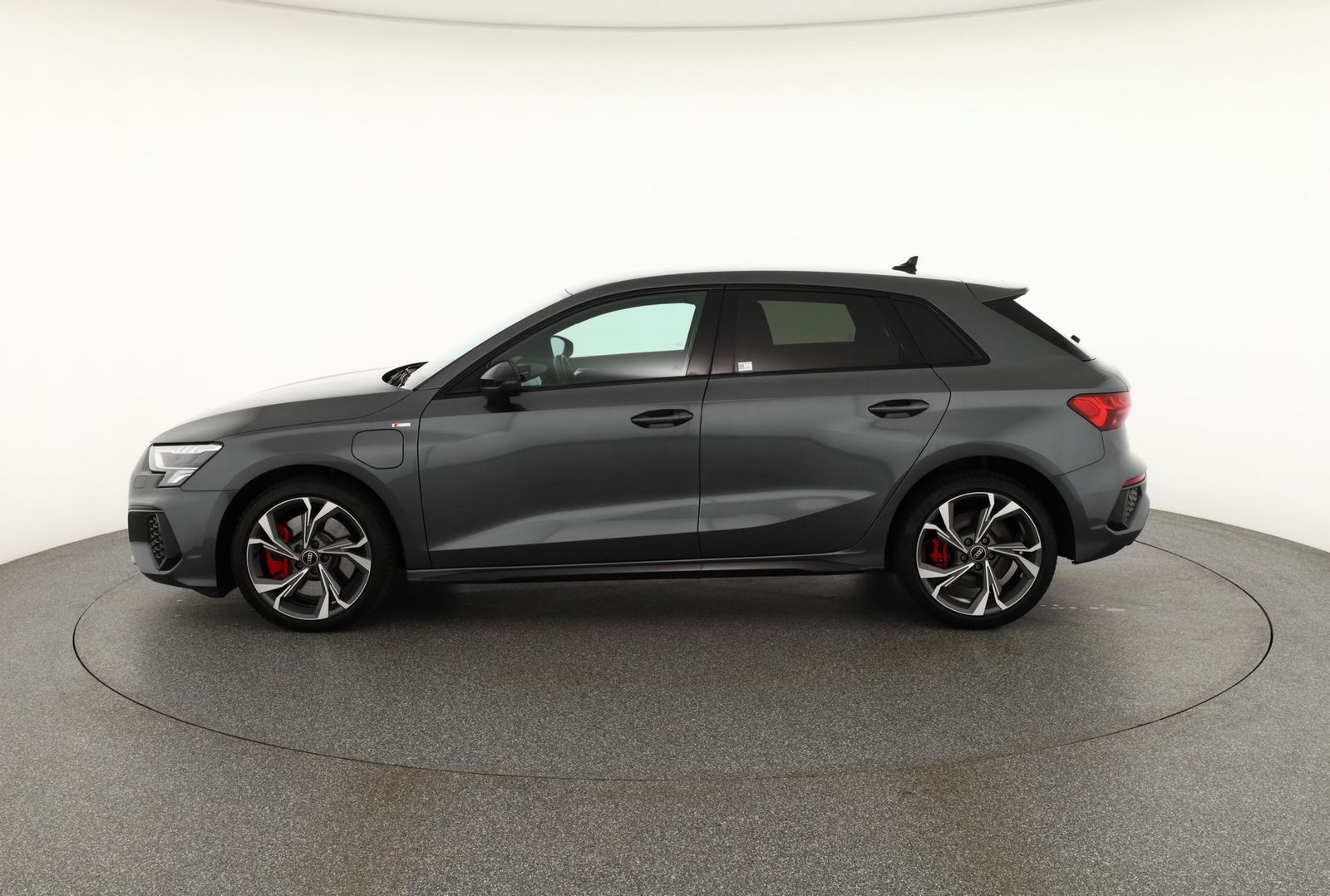 Audi A3 SB 35 TDI S-Tronic S-Line VC LED ACC B&O AHK