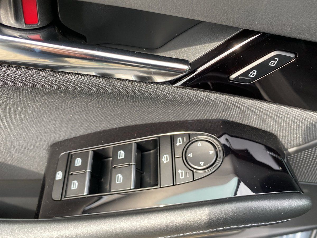 Mazda CX-30 2.0L e-SKYACTIV X AWD Exclusive-line +BOSE