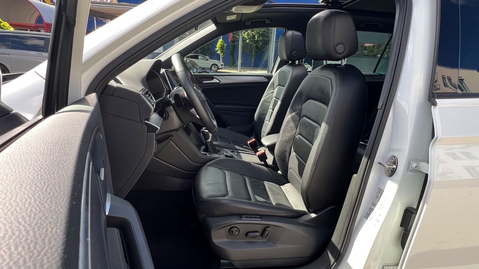 Seat Tarraco 2.0 TDI FR LINE*PANO-7SITZER-AHK-LEDER*