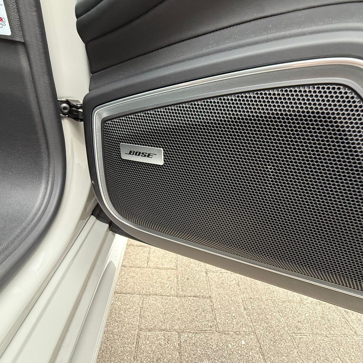 Porsche Panamera Sport Turismo 4 E-Hybrid Platinum Editi