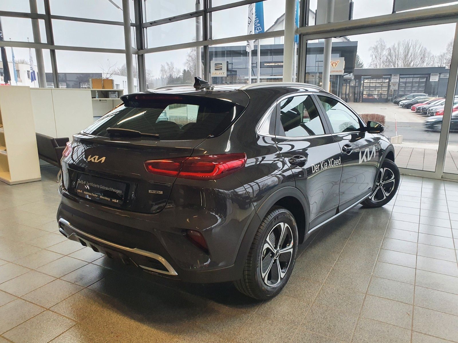 Kia XCeed 1.6 PHEV Spirit - Samsaru's Car Outlet