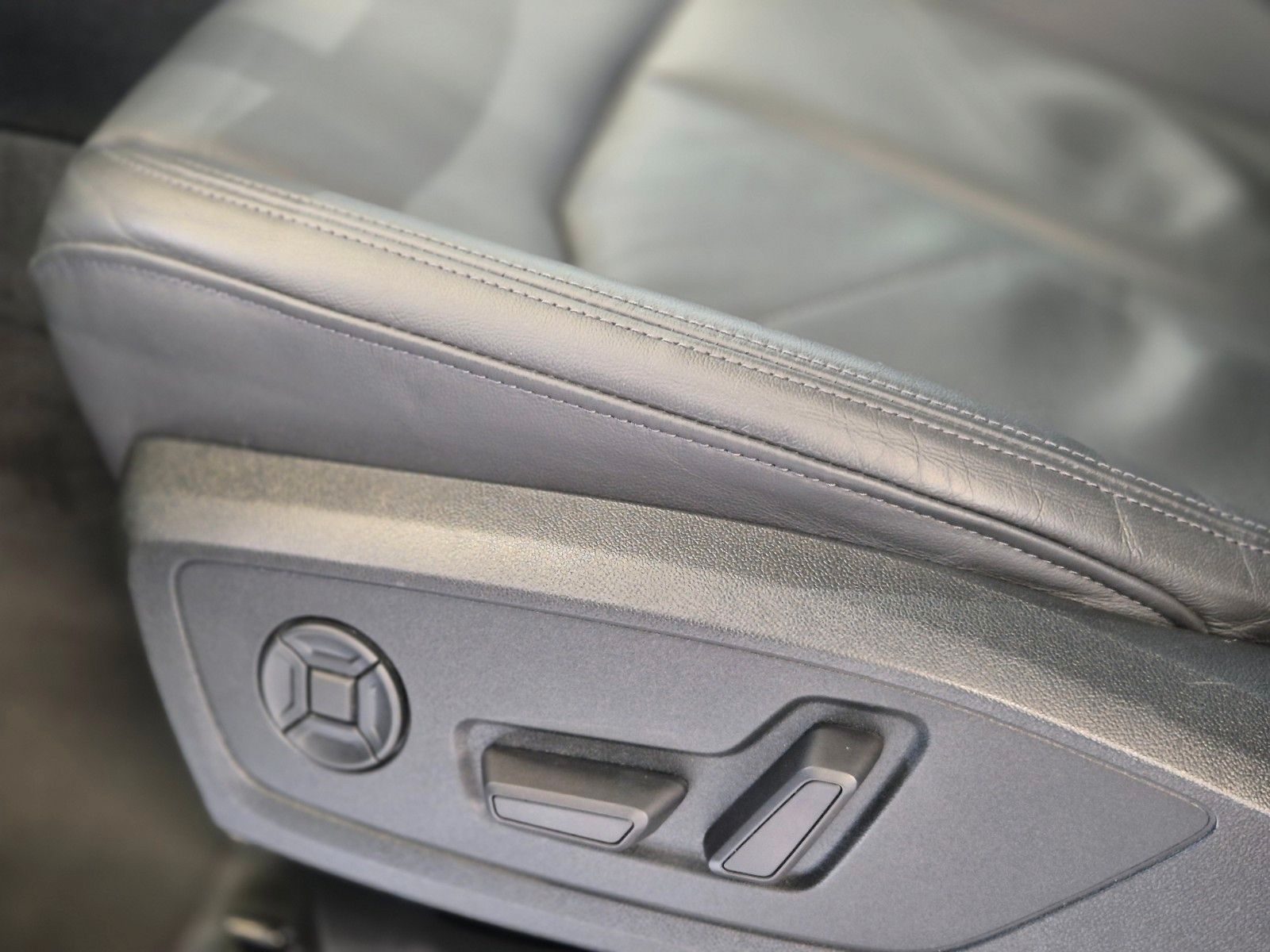 Audi Q3 SPORTBACK 45 TFSI quattro - Samsaru's Car Outlet
