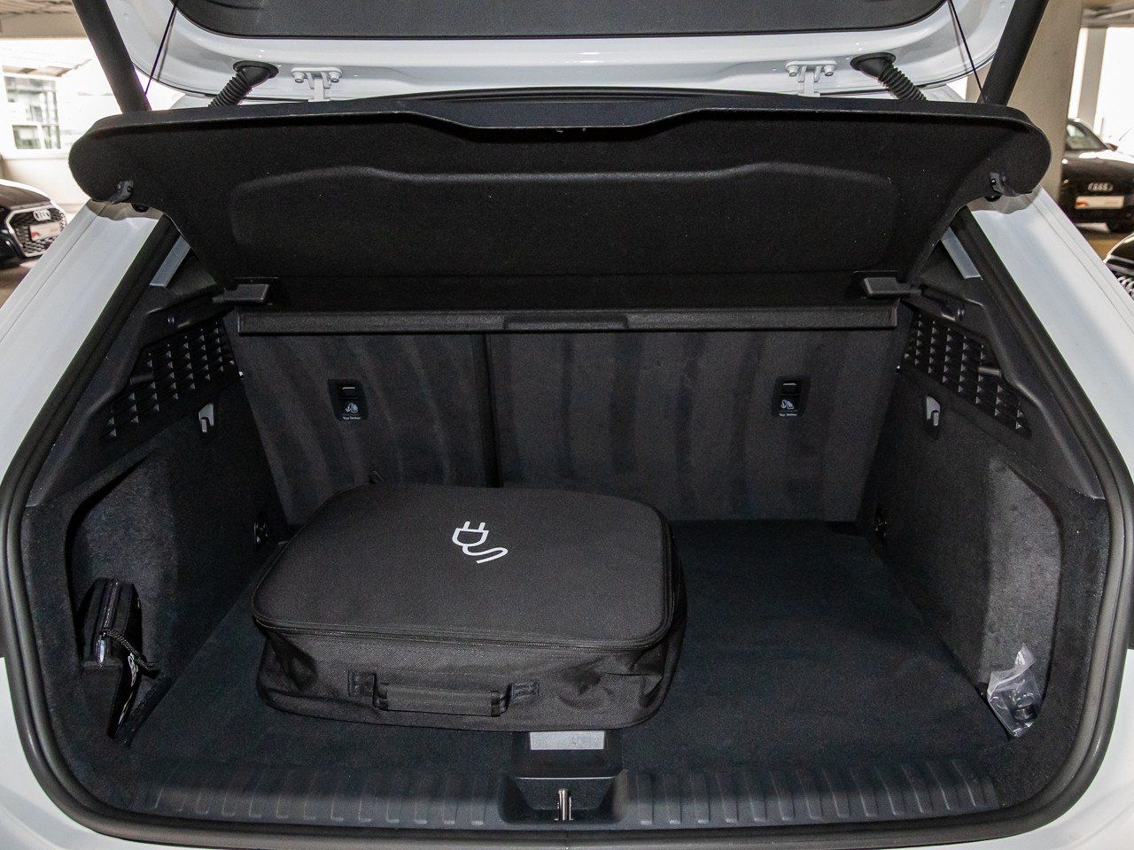 Audi A3 Sportback 40 TFSI e Parklenk. Soundgenerator