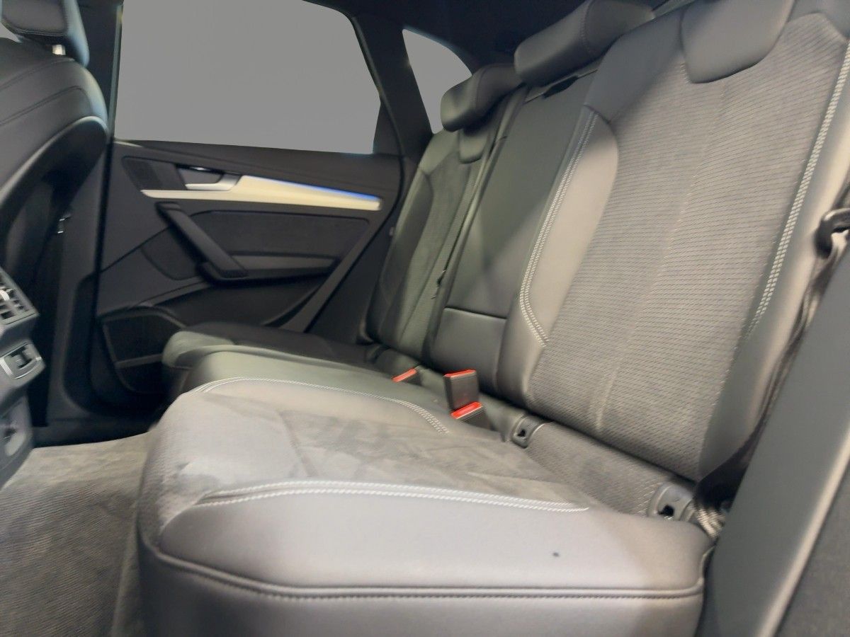 Audi Q5 S line 40 TDI quattro virtual AHK
