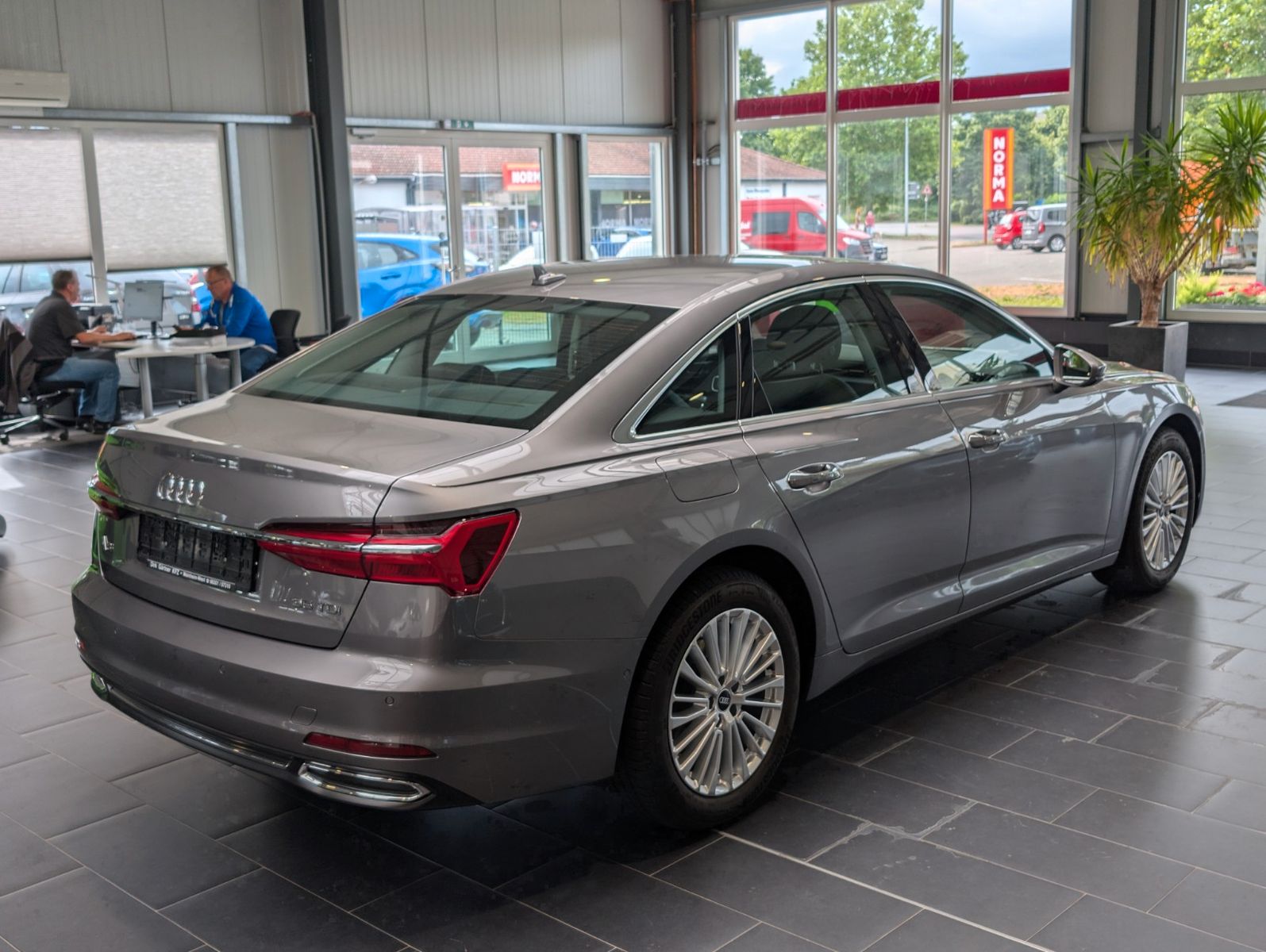Audi A6 Lim 35 TDI S tronic design - Samsaru's Car Outlet