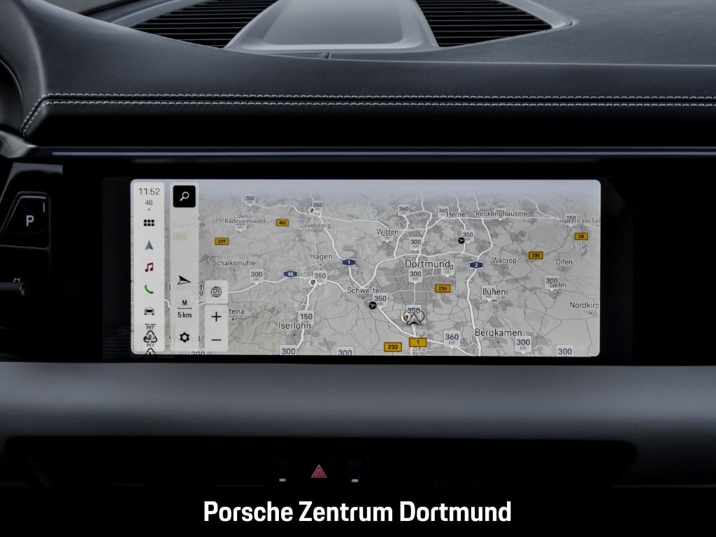 Porsche Macan 4 - Samsaru's Car Outlet