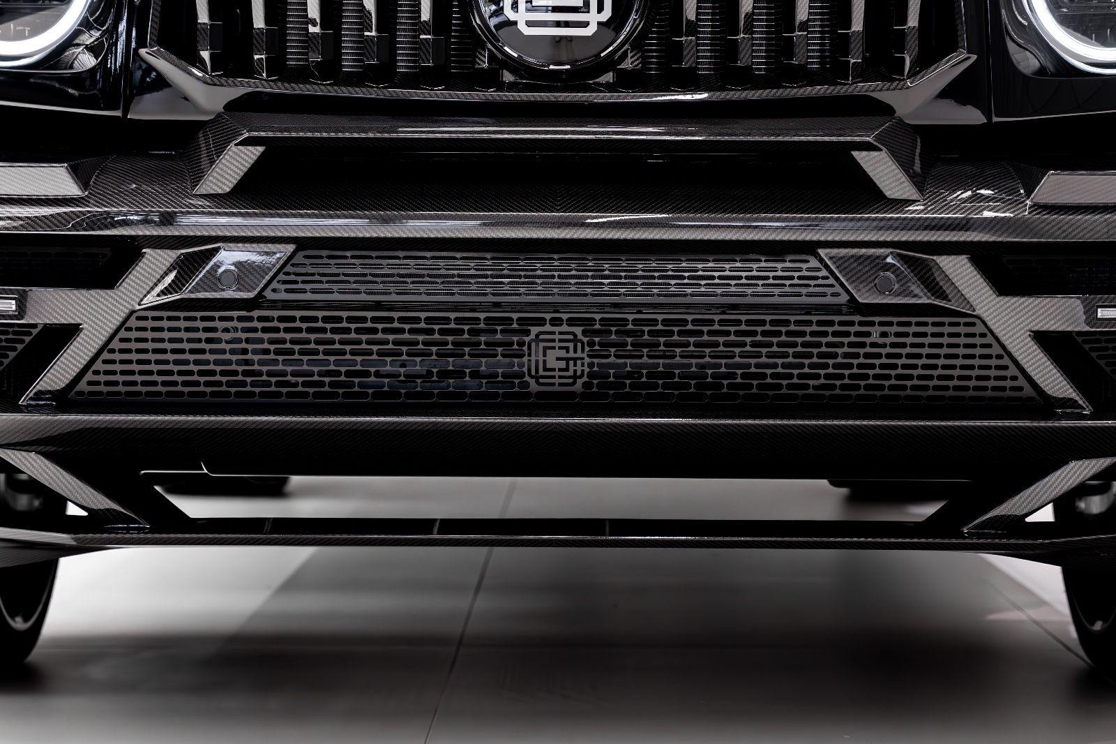 Mercedes-Benz G 63 AMG BLACK - Samsaru's Car Outlet