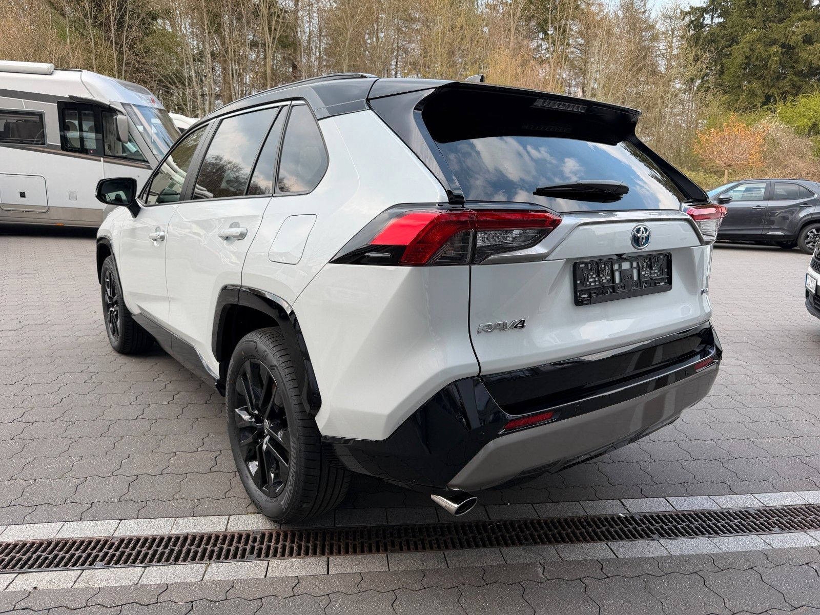 Toyota RAV 4 2.5 Hybrid 4x2 Style VOLL JBL+360°+LEDER