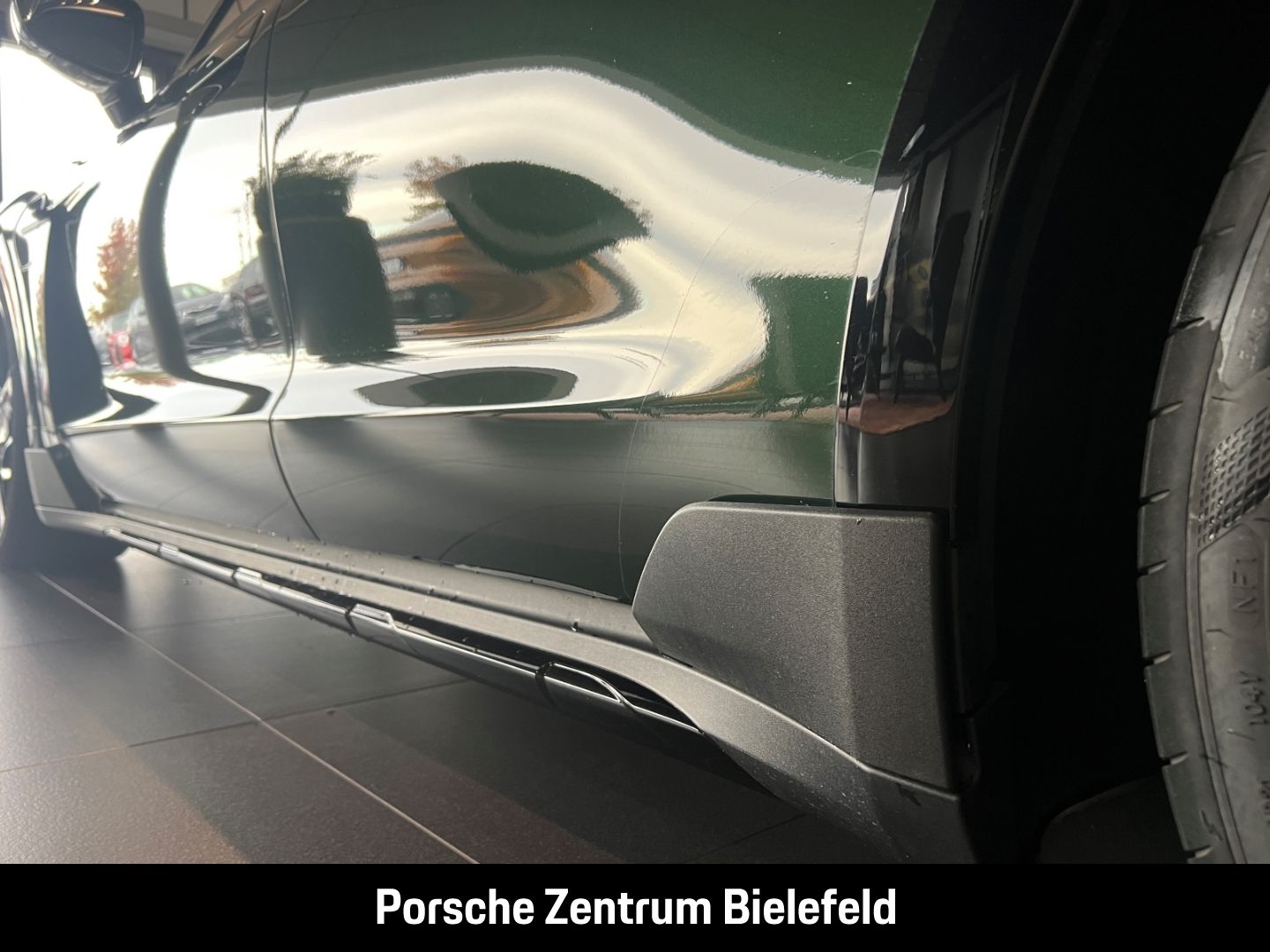 Porsche Taycan Turbo S Cross Turismo Burmester LED
