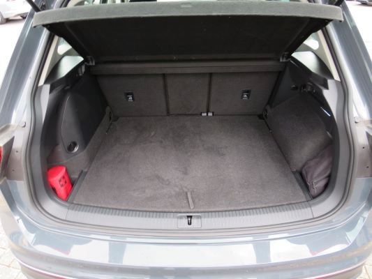 Volkswagen Tiguan Life 1.4 TSI Hybrid - Samsaru's Car Outlet