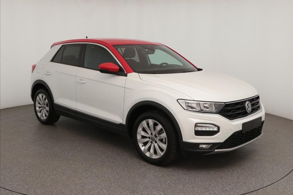 Volkswagen T-Roc 1.5 TSI DSG - Samsaru's Car Outlet