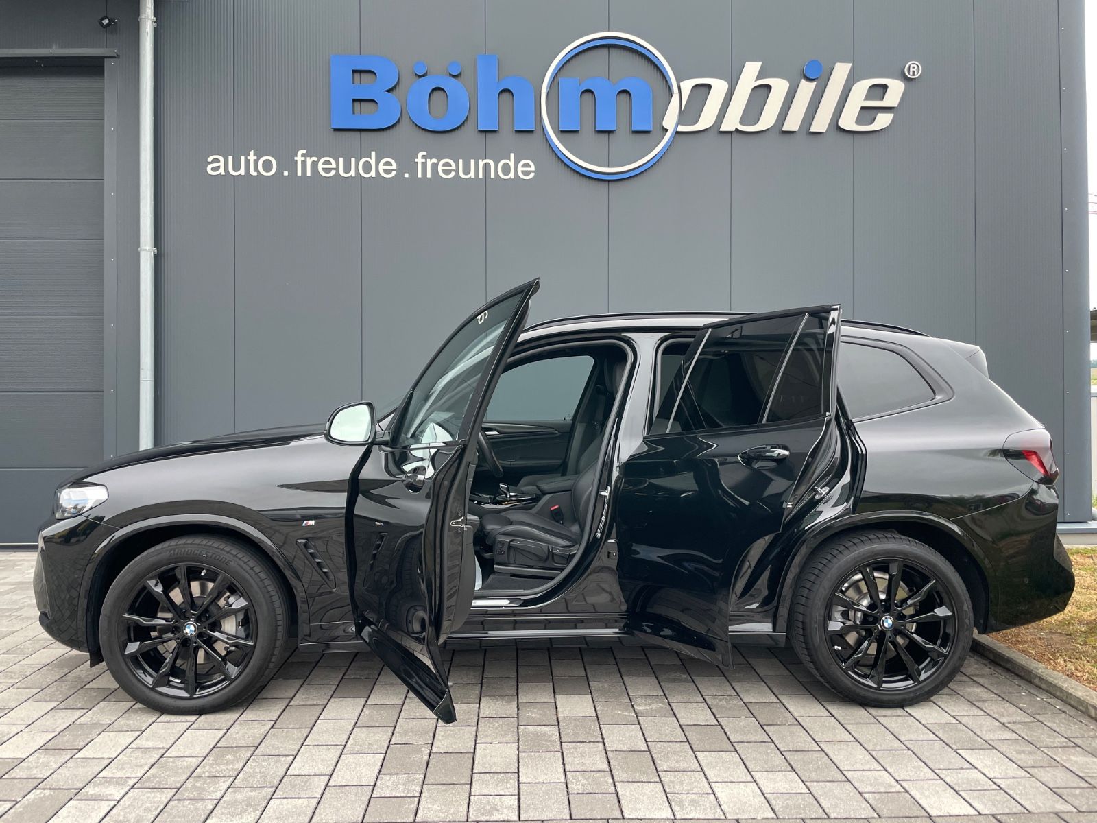 BMW X3 xDrive30d M-Sport - Samsaru's Car Outlet