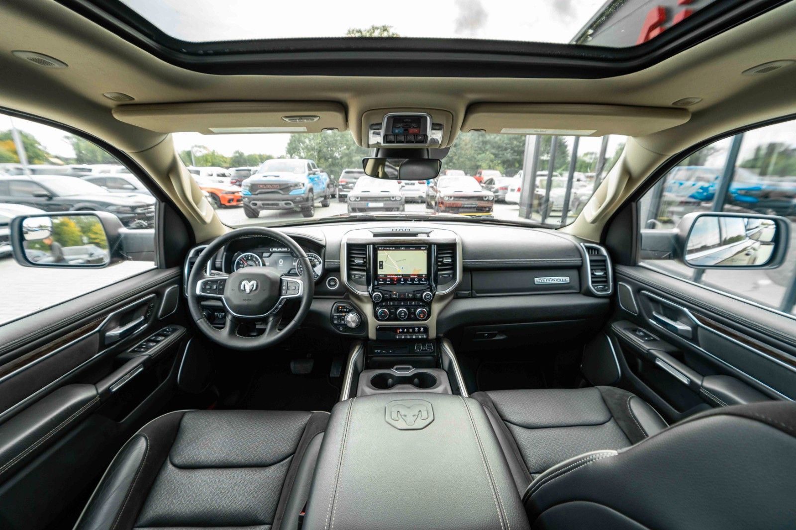 Dodge RAM 5,7 Hemi LARAMIE LPG BRC GAS PANO/LED/AHK/