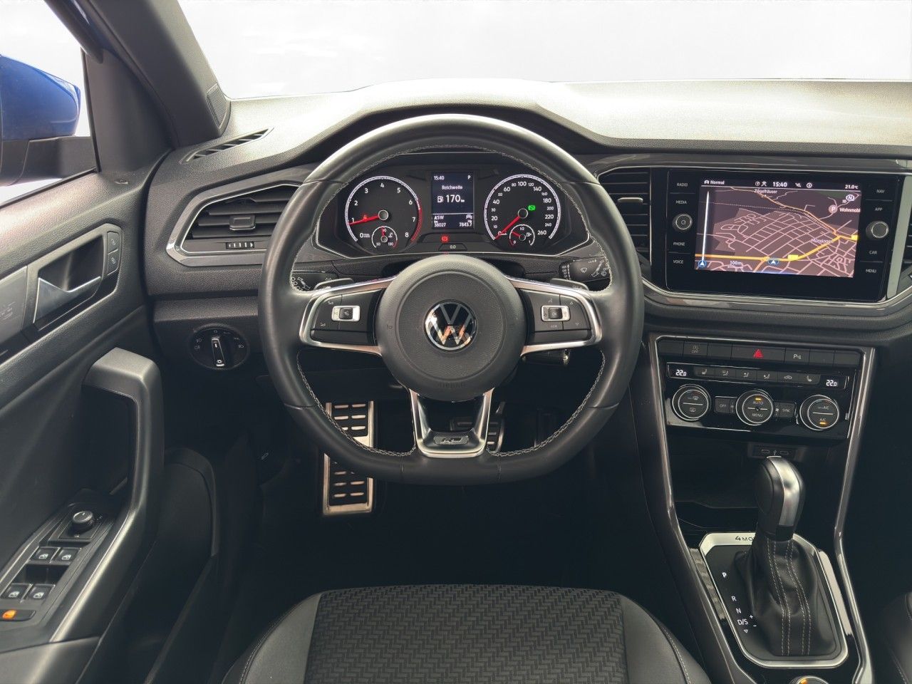 Volkswagen T-Roc 2.0 TSI DSG 4Motion R-Line - Samsaru's Car Outlet
