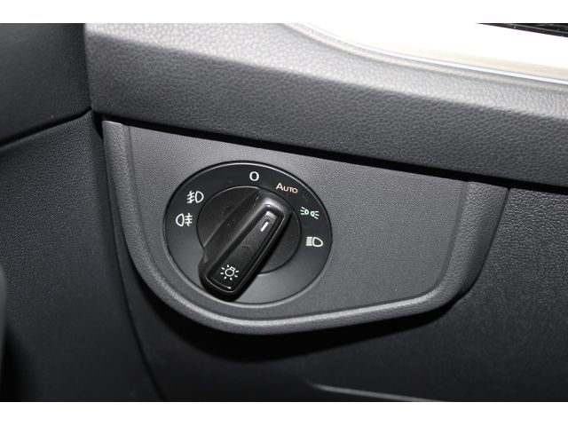 Volkswagen Taigo 1.5 TSI DSG Move - Samsaru's Car Outlet