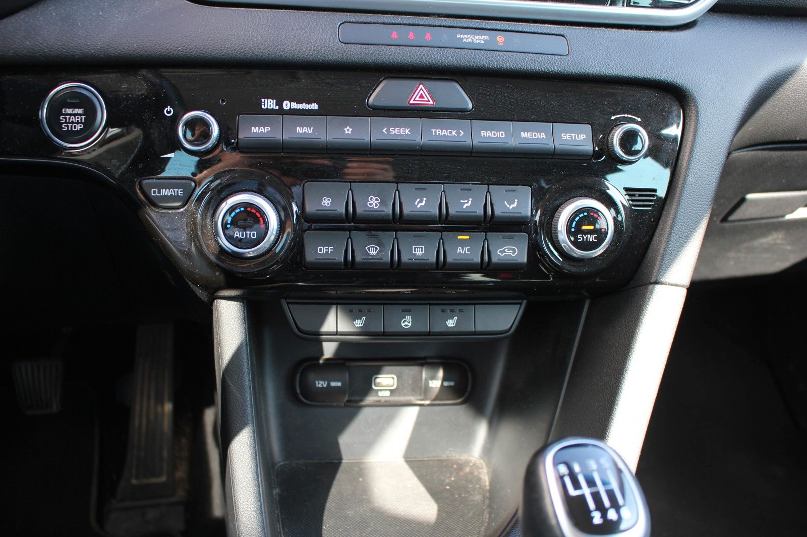 Kia SPORTAGE BLACK EDITION 2WD - Samsaru's Car Outlet