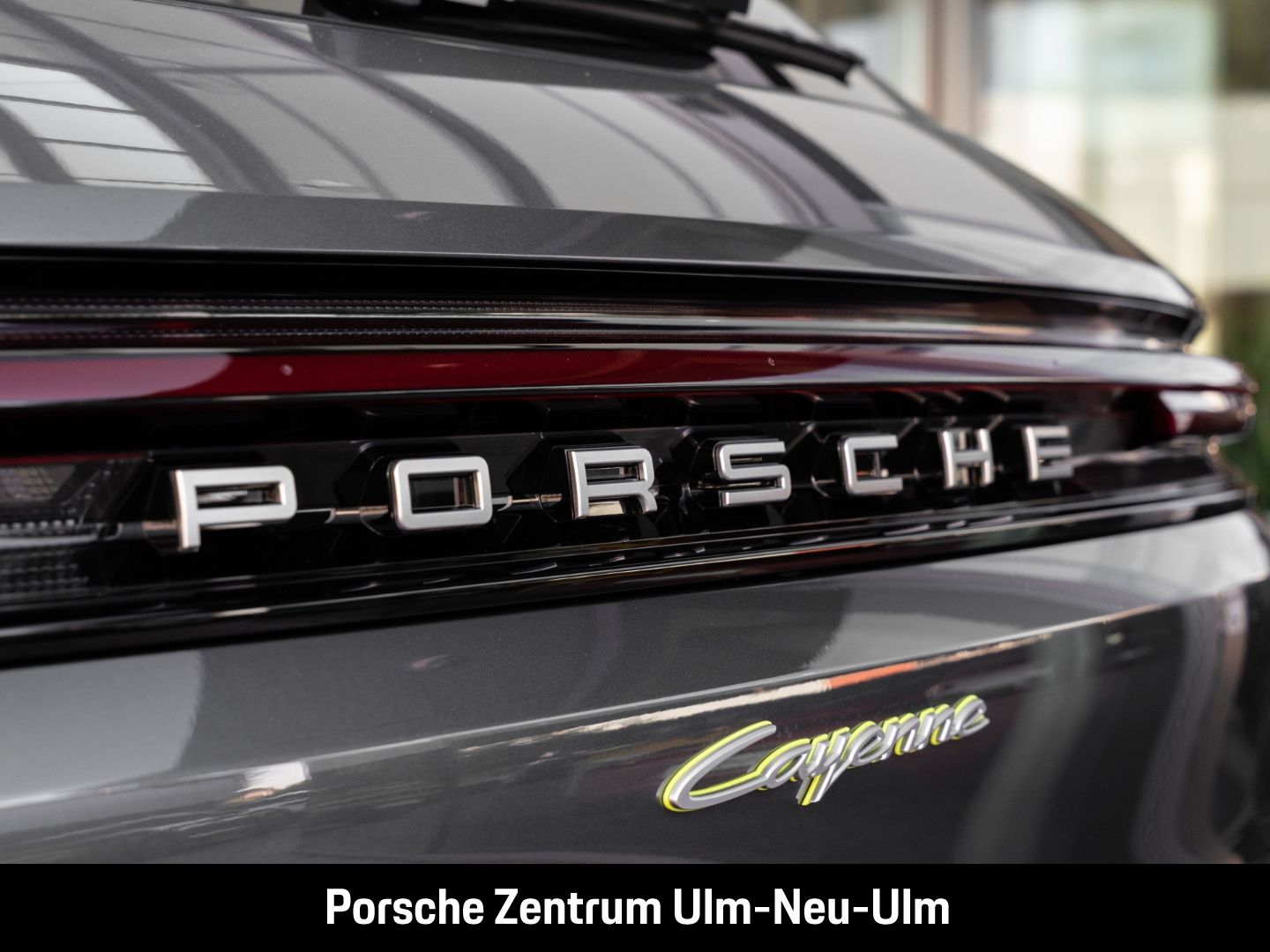 Porsche Cayenne E-Hybrid BOSE LED-Matrix Panoramadach