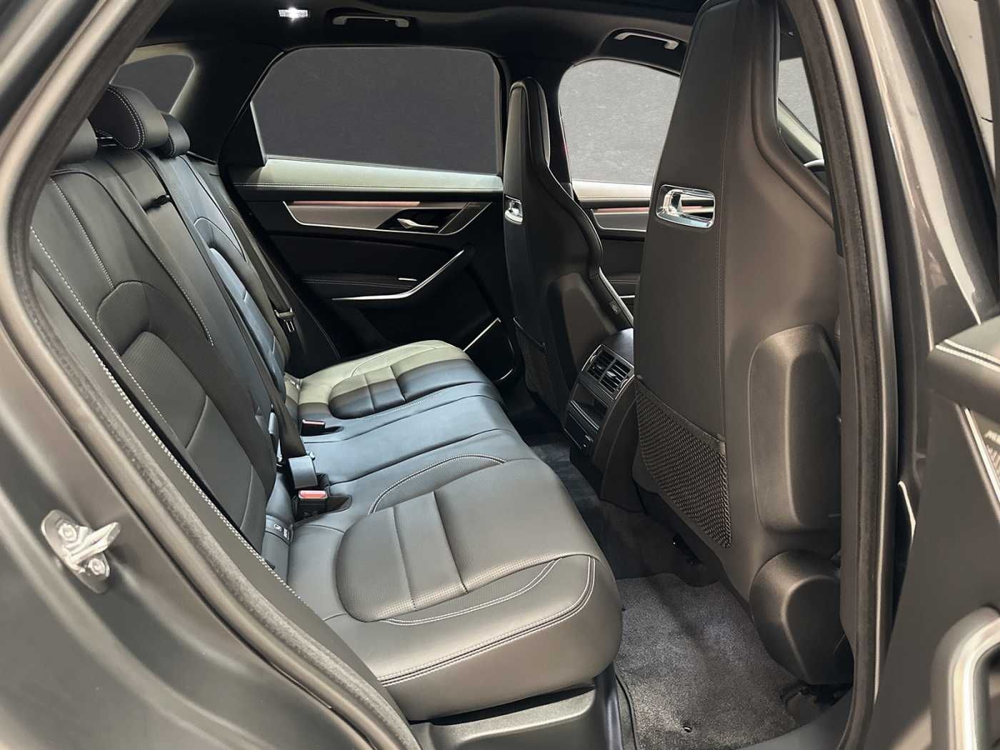 Jaguar F-Pace D200 AWD R-Dynamic SE