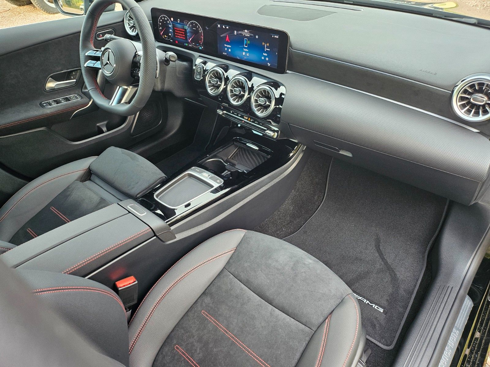 Mercedes-Benz A 180 AMG - Samsaru's Car Outlet