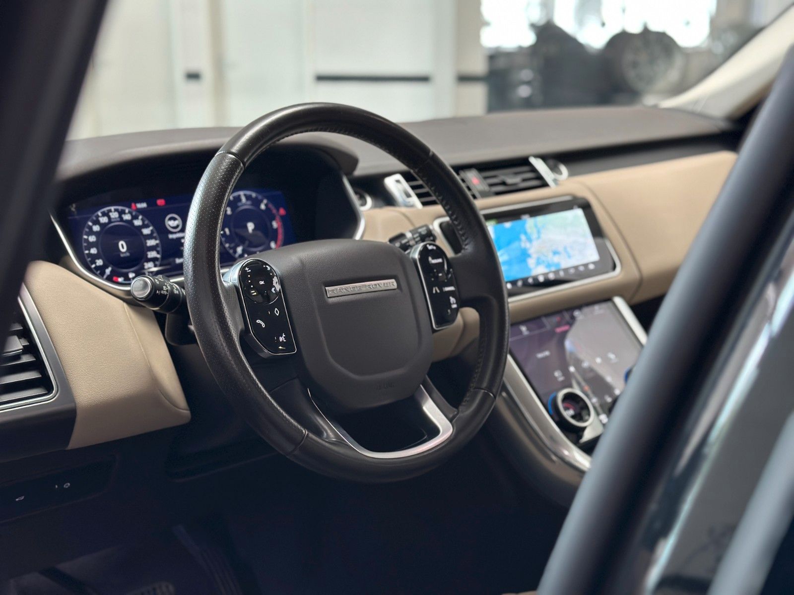 Range Rover Sport D250 S - Samsaru's Car Outlet