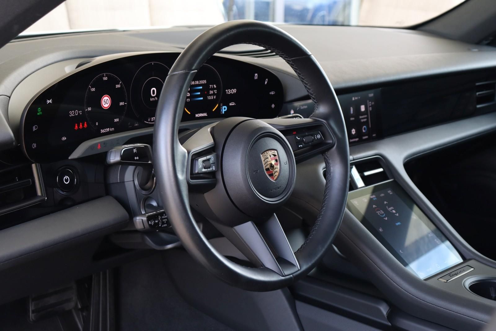Porsche Taycan 4S Plus Sport Turismo +PANO+18-WEGE+BOSE+