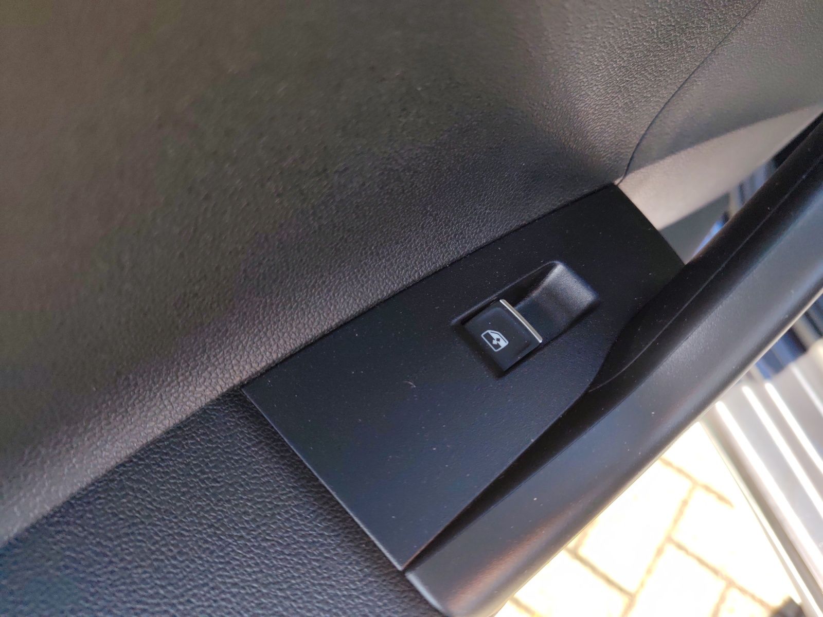 Volkswagen TAIGO 1.0 TSI Style DSG - Samsaru's Car Outlet
