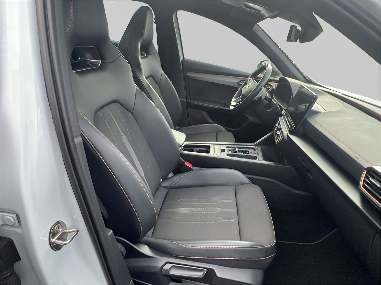 Cupra Formentor VZ eHybrid LM19 PANO AHK FULL-LINK CAM