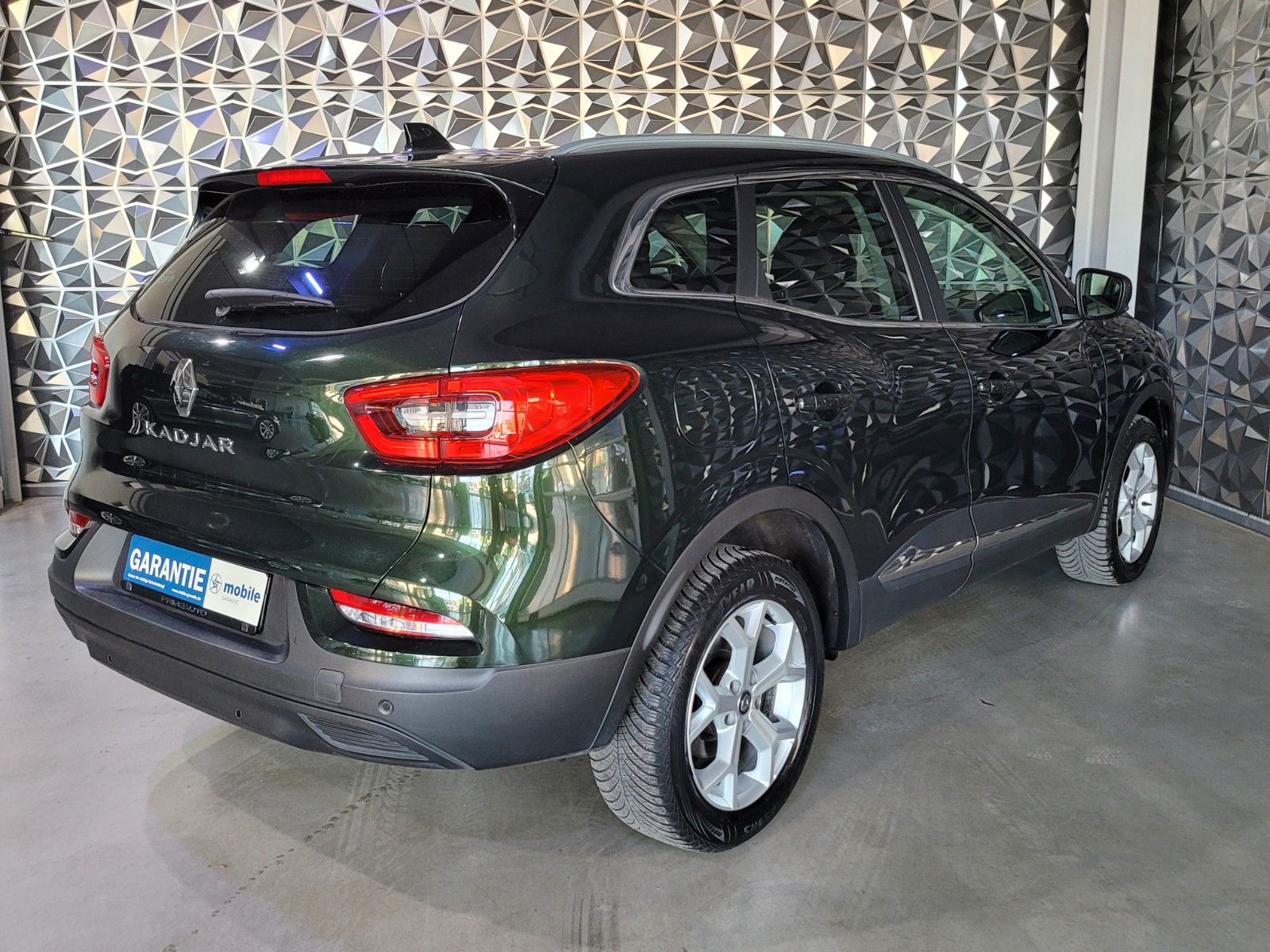 Renault Kadjar - Samsaru's Car Outlet