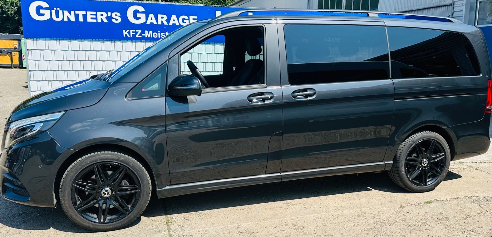 Mercedes-Benz V 300 d AVANTGARDE EDITION 4MATIC - Samsaru's Car Outlet