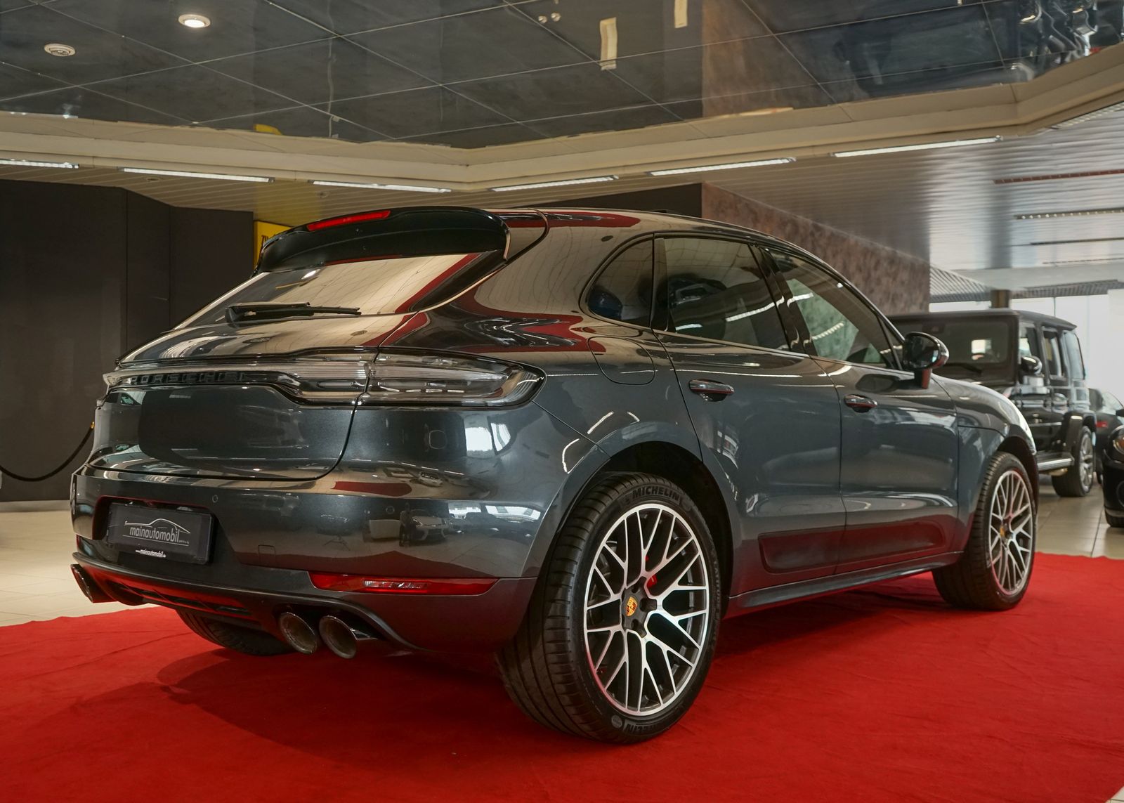 Porsche Macan GTS - Samsaru's Car Outlet
