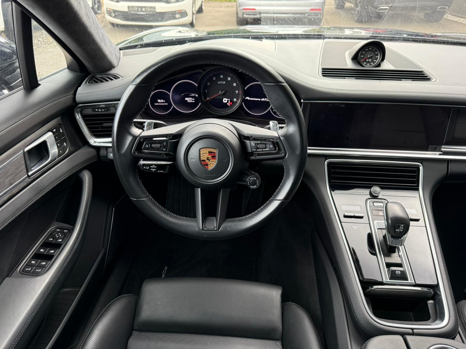 Porsche Panamera GTS Sport Turismo+Pano+HUD+Alu 21"+SCP+
