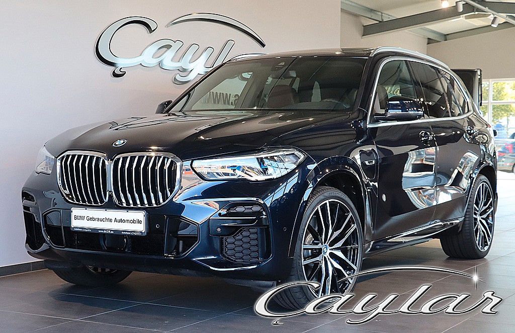 BMW X5 45e M SPORT LASER SITZBELÜFTUNG PANO AHK 22"