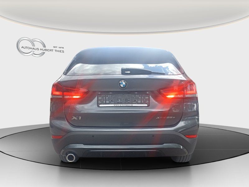 BMW X1 xDrive25e Sport Line - Samsaru's Car Outlet