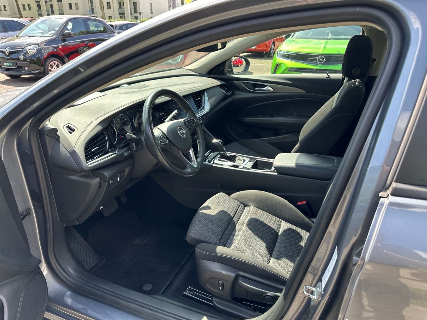 Opel Insignia B Sports Tourer Edition 2.0 CDTI - Samsaru's Car Outlet