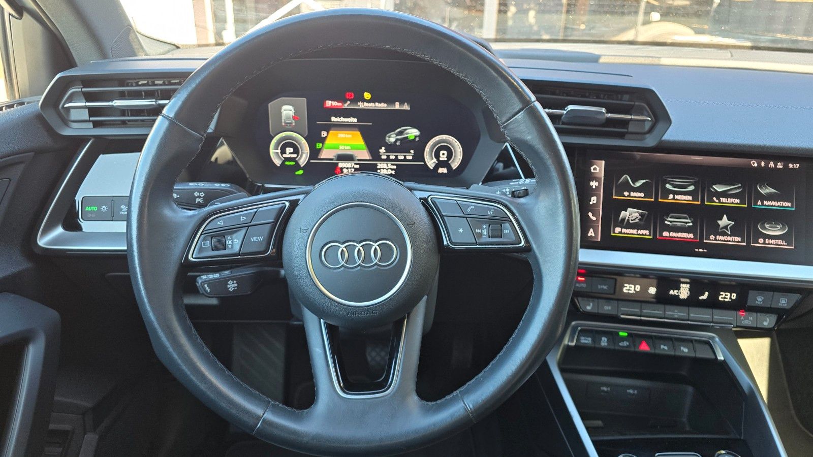 Audi A3 Sportback 40 TFSI e* Sitzh*AHK*Klima*Temp