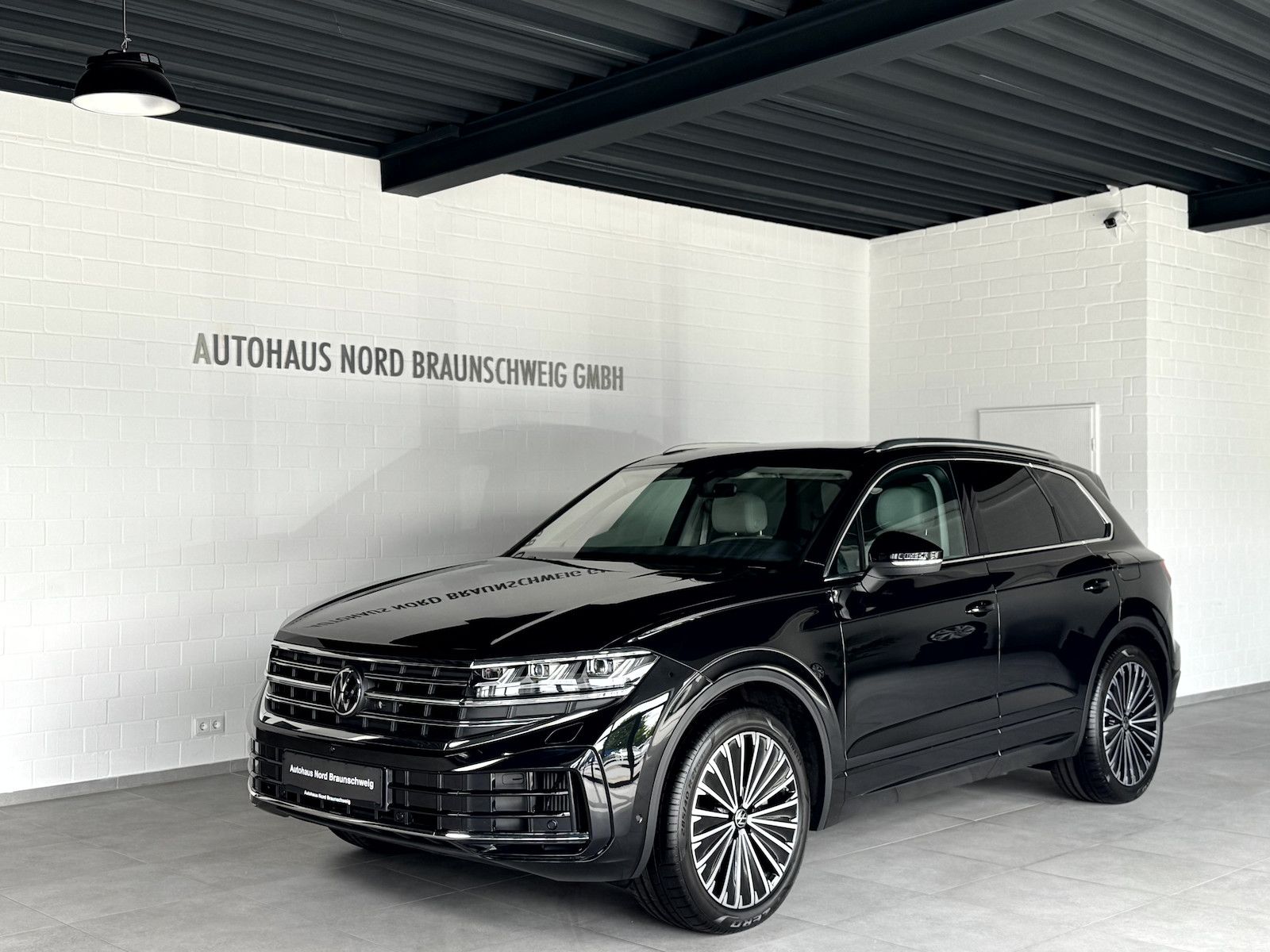 Volkswagen Touareg 3.0 TSI eHybrid 4Motion*IQ*Pano*AHK*HUD*